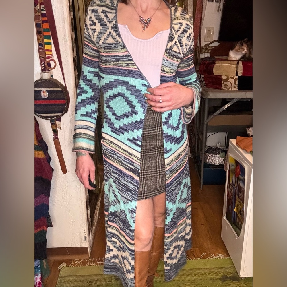 Size small/medium pastel Aztec southwest pattern duster open faced cardigan blue